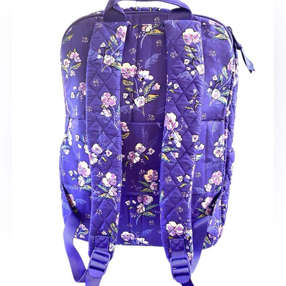 🌸One Left...Large Essential Vera Bradley - Picture 5 of 9